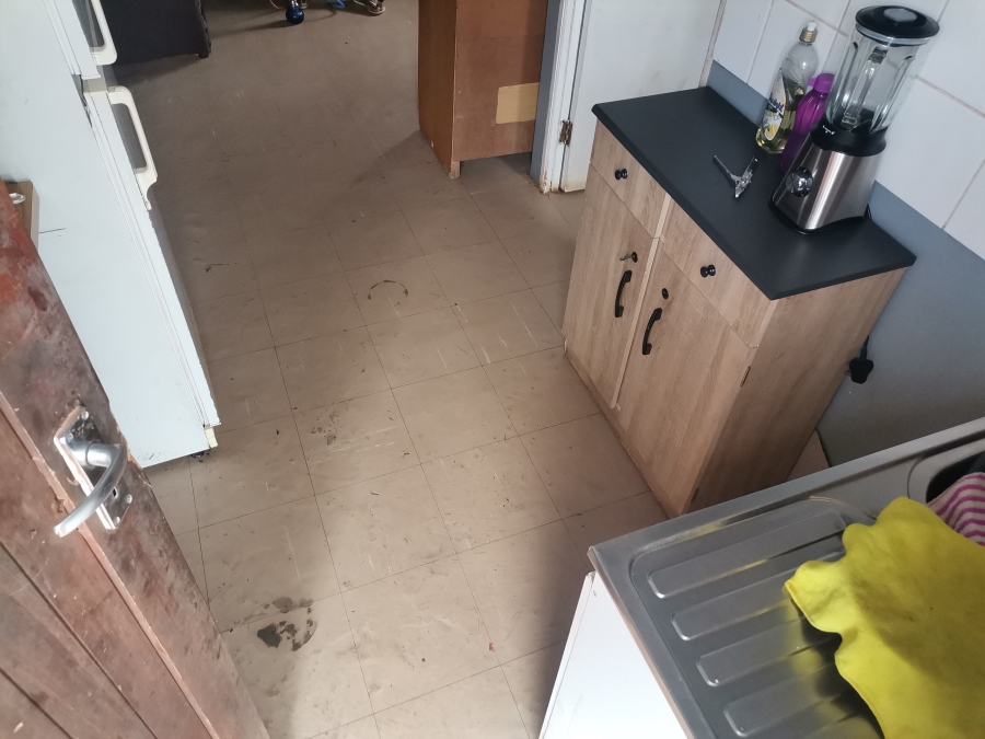 2 Bedroom Property for Sale in Kwanonqaba Western Cape